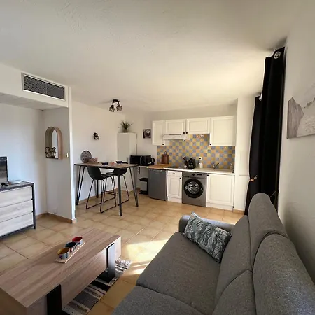 Piscine Tennis Apartment